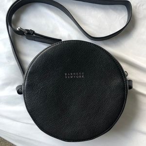 BARNEYS NEW YORK CROSS BODY BAG